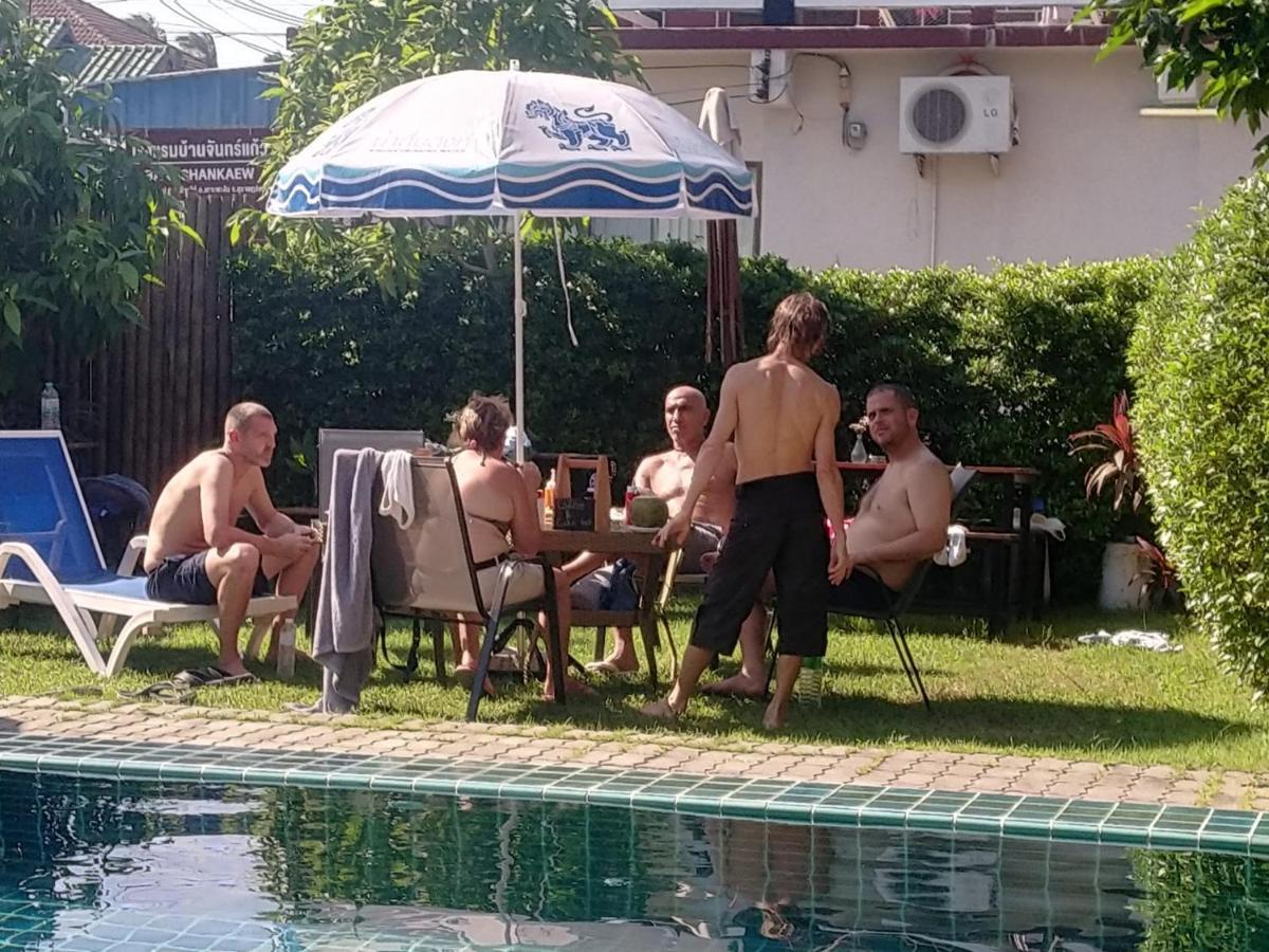 Billabong Hotel And Cafe Bantaj Kültér fotó