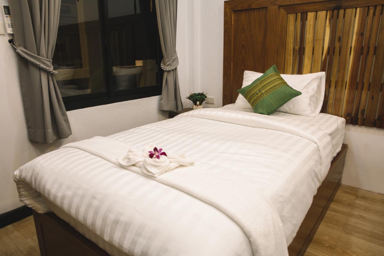 Billabong Hotel And Cafe Bantaj Kültér fotó
