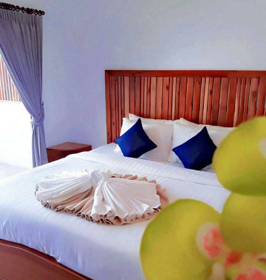 Billabong Hotel And Cafe Bantaj Kültér fotó