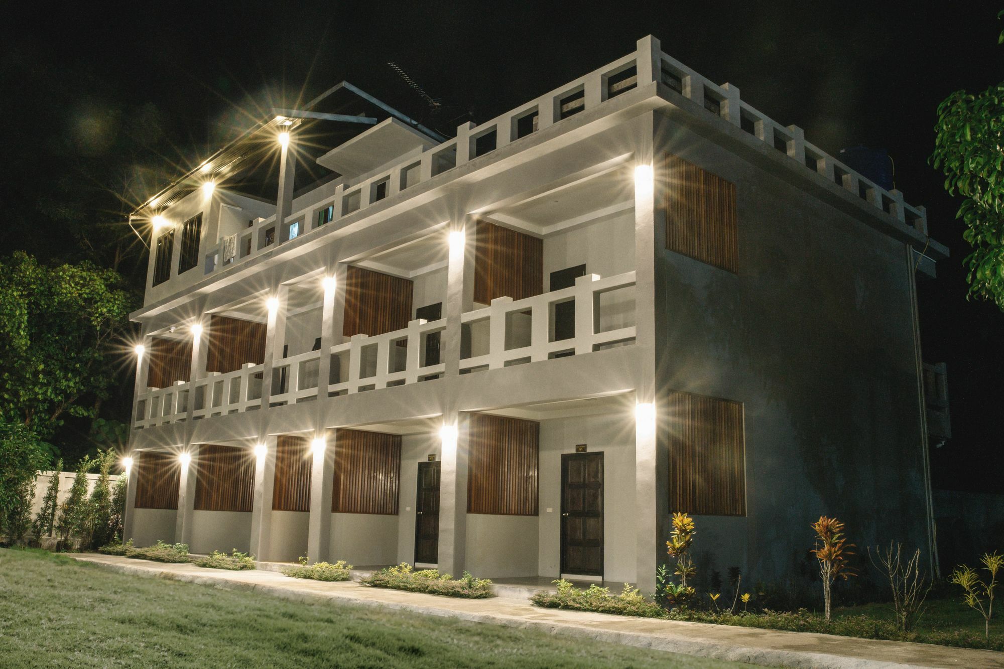 Billabong Hotel And Cafe Bantaj Kültér fotó